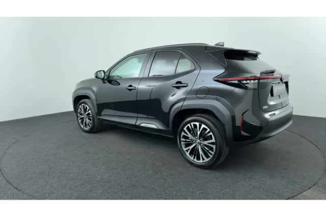 Toyota Yaris Cross (2025) thumbnail 3