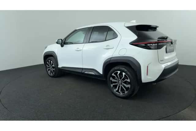 Toyota Yaris Cross (2022) thumbnail 3