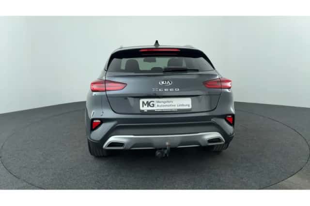 Kia XCeed (2019) thumbnail 4