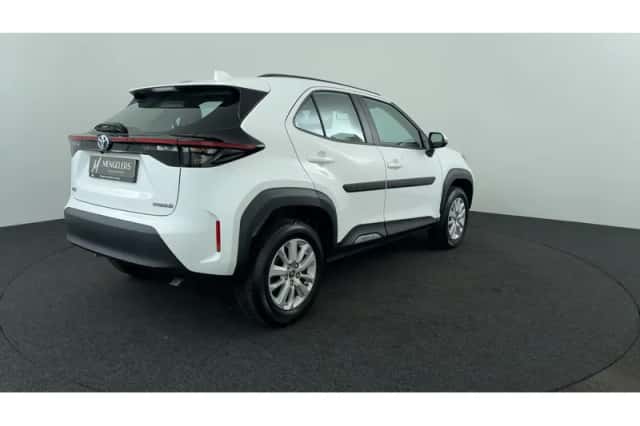 Toyota Yaris Cross (2023) thumbnail 5