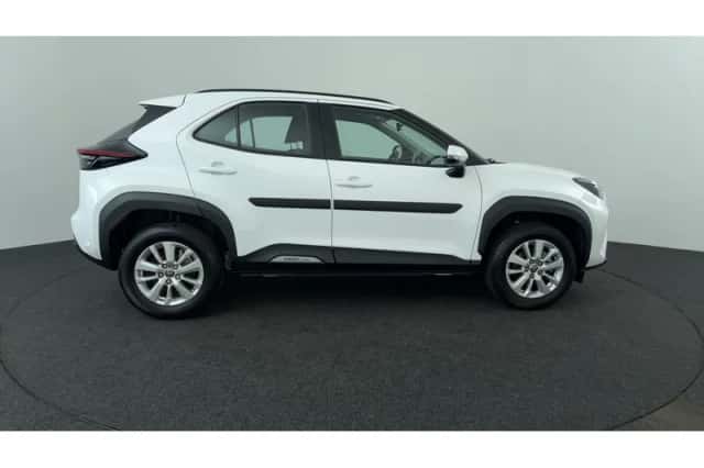 Toyota Yaris Cross (2023) thumbnail 6