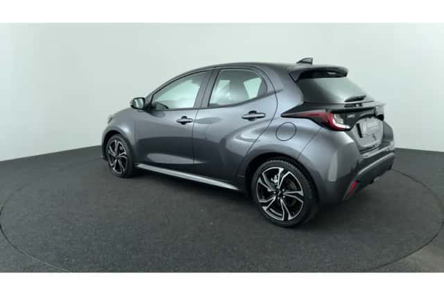 Toyota Yaris (2026) thumbnail 3