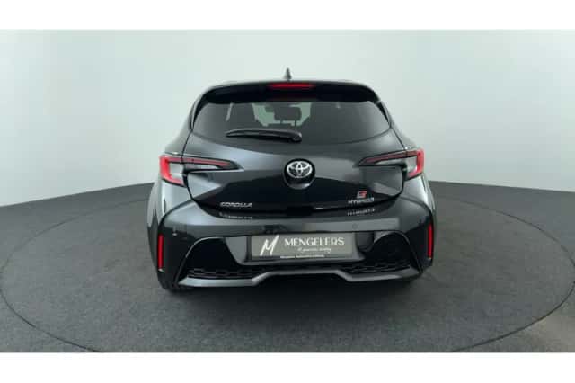 Toyota Corolla (2024) thumbnail 4