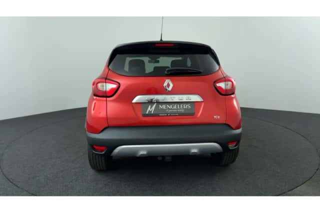 Renault Captur (2015) thumbnail 4