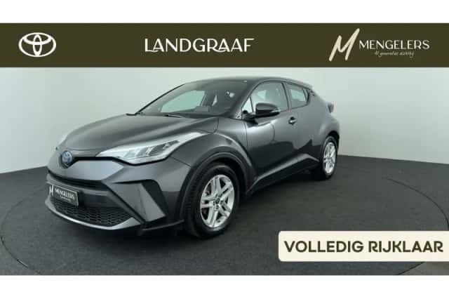 Toyota C-HR (2022) thumbnail 1