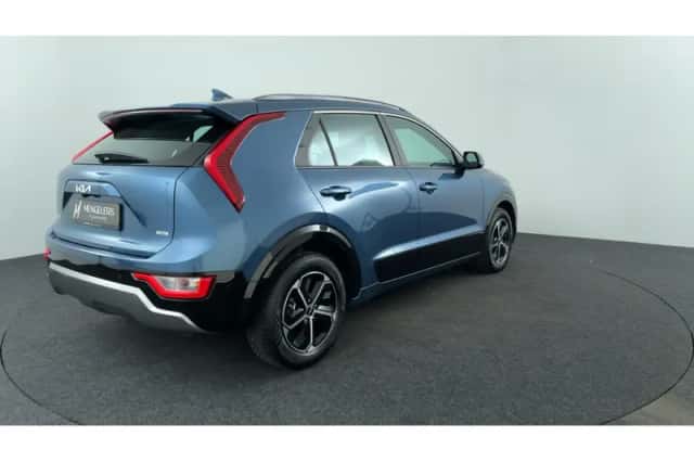 Kia Niro (2024) thumbnail 5
