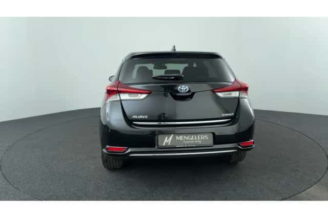 Toyota Auris (2018) thumbnail 4