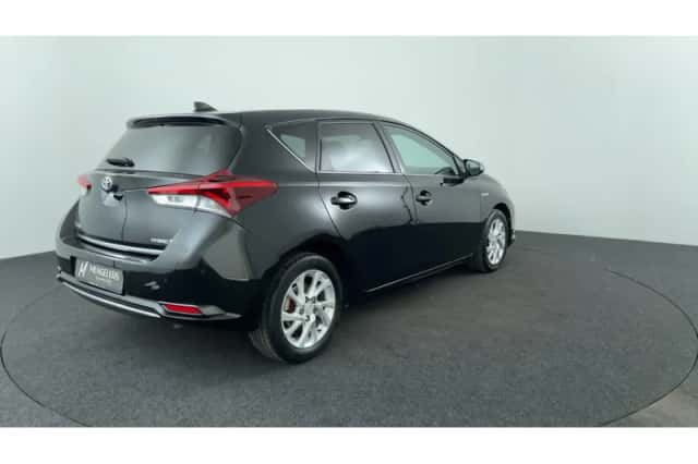 Toyota Auris (2018) thumbnail 5
