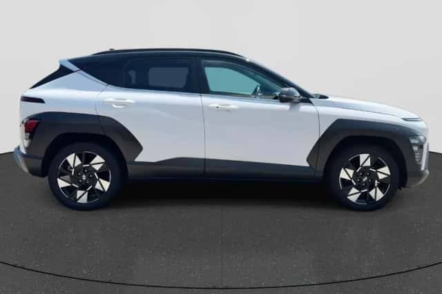 Hyundai Kona (2024) thumbnail 4
