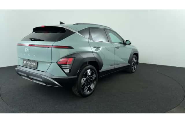 Hyundai Kona (2024) thumbnail 5