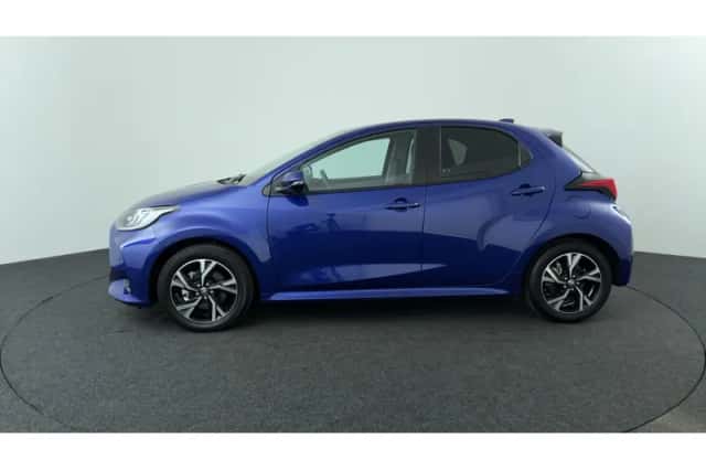 Toyota Yaris (2025) thumbnail 2