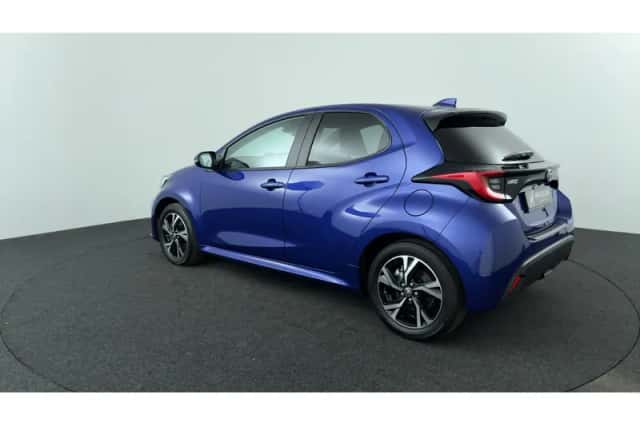 Toyota Yaris (2025) thumbnail 3