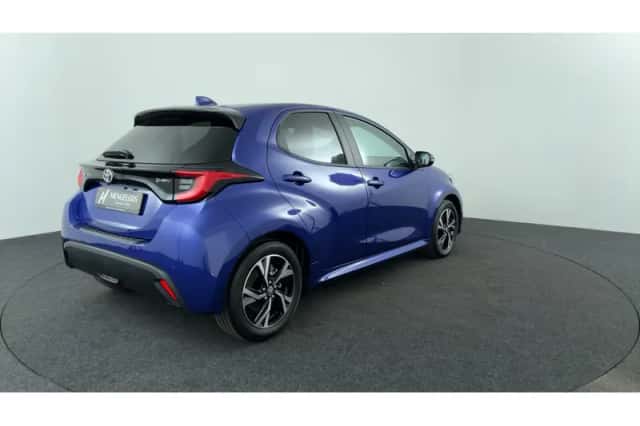 Toyota Yaris (2025) thumbnail 5