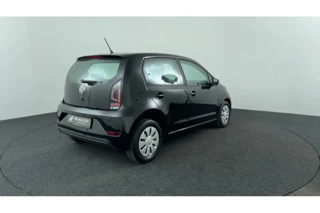 Volkswagen Up! (2019) thumbnail 5