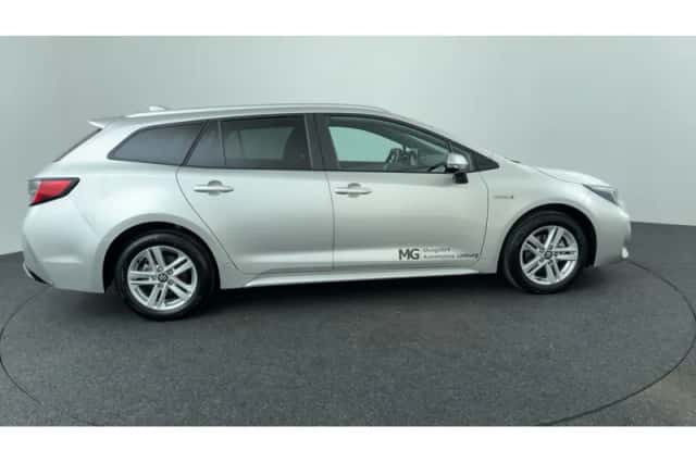 Suzuki Swace (2025) thumbnail 6
