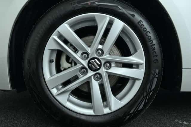 Suzuki Swace (2025) thumbnail 10