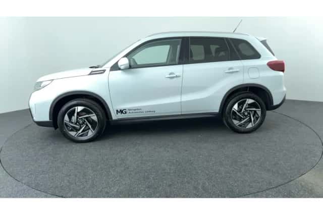 Suzuki Vitara (2025) thumbnail 2