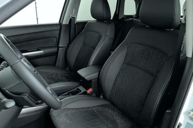 Suzuki Vitara (2025) thumbnail 11
