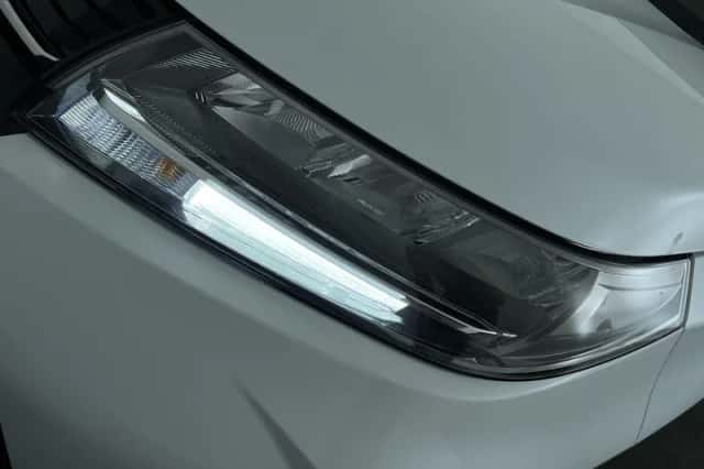 Suzuki Vitara (2025) thumbnail 9