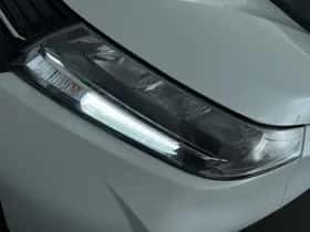 Suzuki Vitara (2025) thumbnail 9