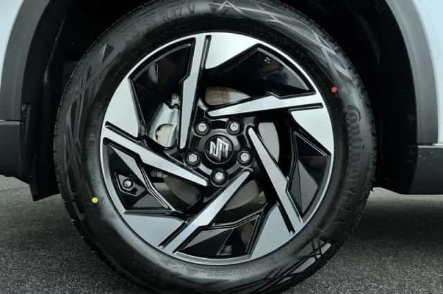 Suzuki Vitara (2025) thumbnail 10