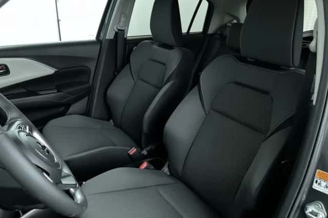 Suzuki Swift (2025) thumbnail 11