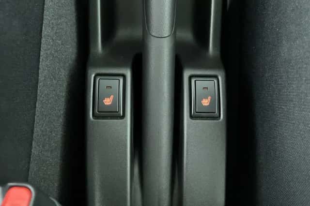 Suzuki Swift (2025) thumbnail 23