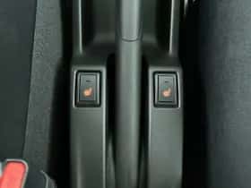 Suzuki Swift (2025) thumbnail 23