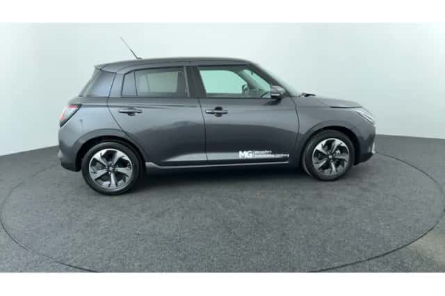 Suzuki Swift (2025) thumbnail 6
