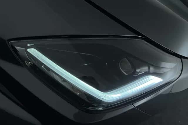 Suzuki Swift (2025) thumbnail 9