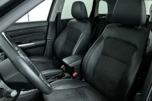 Suzuki Vitara (2022) thumbnail 11