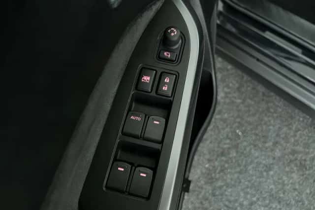 Suzuki Vitara (2022) thumbnail 12