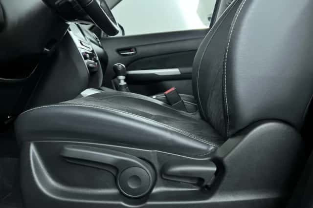 Suzuki Vitara (2022) thumbnail 13