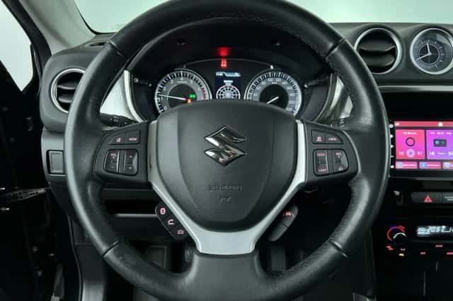 Suzuki Vitara (2022) thumbnail 15