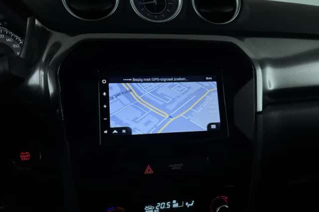 Suzuki Vitara (2022) thumbnail 20