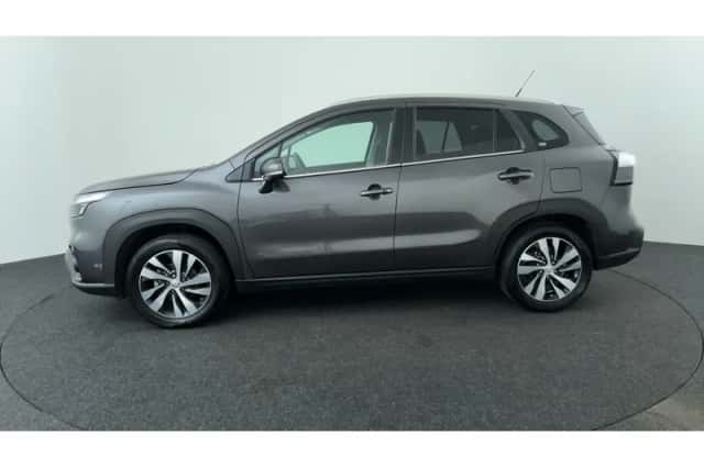Suzuki S-Cross (2023) thumbnail 2