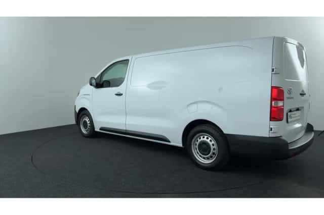 Toyota Proace (2023) thumbnail 3