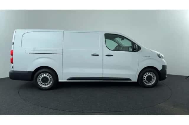 Toyota Proace (2023) thumbnail 6