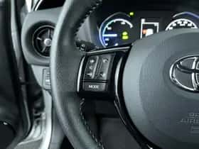Toyota Yaris (2018) thumbnail 15