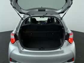Toyota Yaris (2018) thumbnail 25