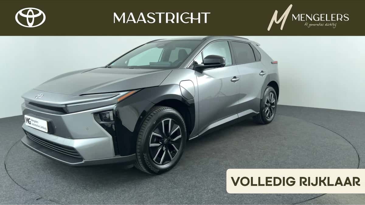 Toyota bZ4X (2025) — foto 1