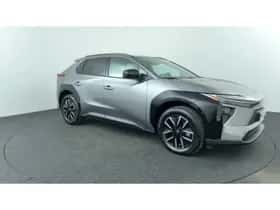 Toyota bZ4X (2025) thumbnail 7