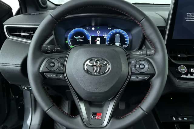 Toyota Corolla (2025) thumbnail 15