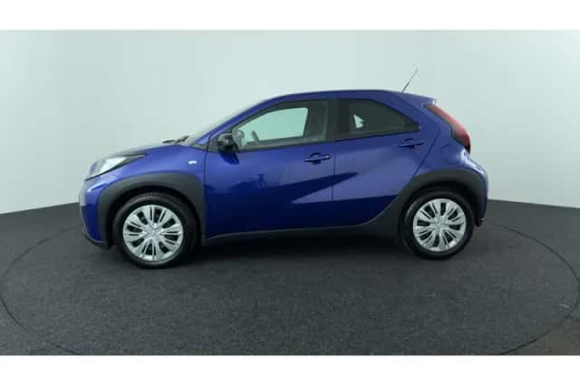 Toyota Aygo X (2025) thumbnail 2