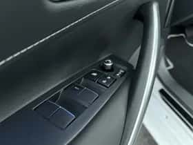 Toyota Corolla (2025) thumbnail 12