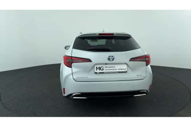 Toyota Corolla (2025) thumbnail 4