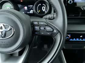 Toyota Yaris (2023) thumbnail 16