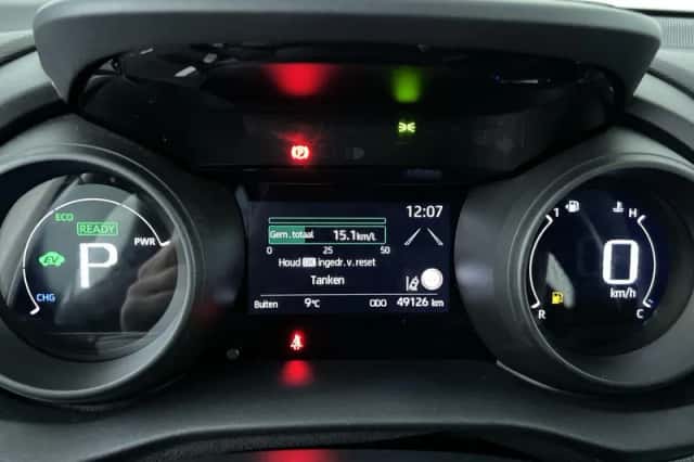 Toyota Yaris (2023) thumbnail 17