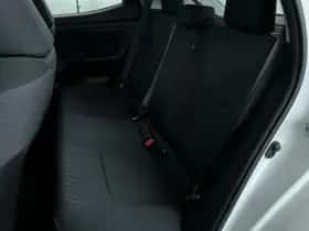 Toyota Yaris (2023) thumbnail 23