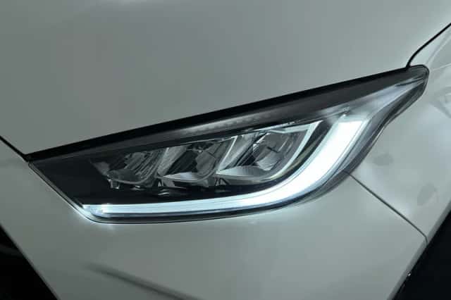 Toyota Yaris (2023) thumbnail 9